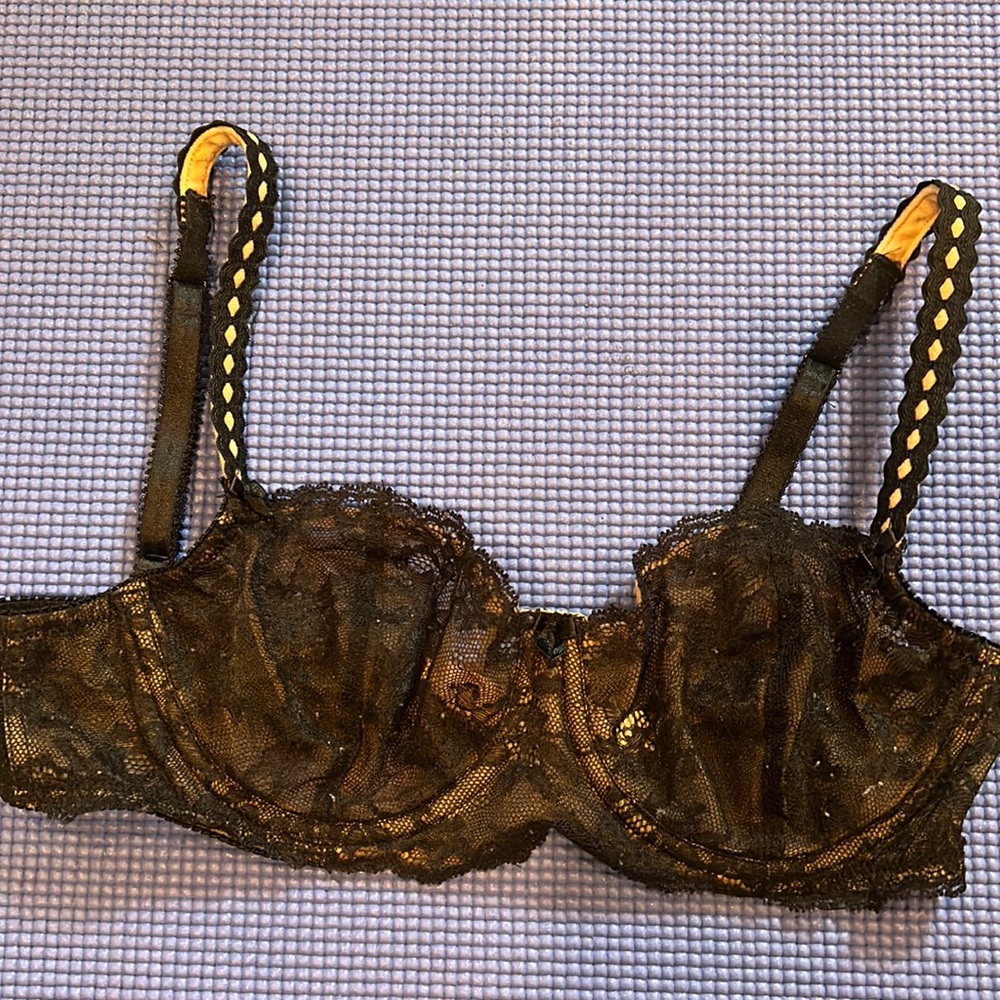 Victorias Secret Black Lace Bra